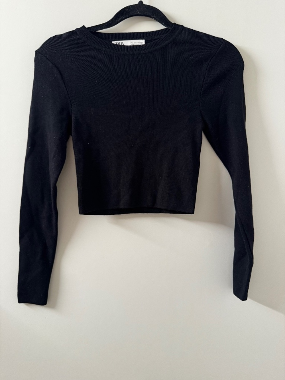 Zara Black Knit Cropped Sweater (Size Medium)